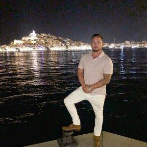 Meet your Posher, Gustavo